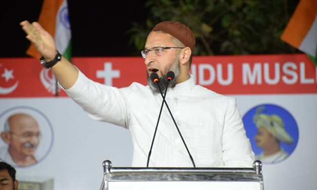 “Tumhare patronizing ki zurrat nahi hai humko”: Br Asaduddin Owaisi Comes down heavily on Indian Liberals,Pakistan & Sangh Parivar at Freedom Park Anti-CAA public meeting