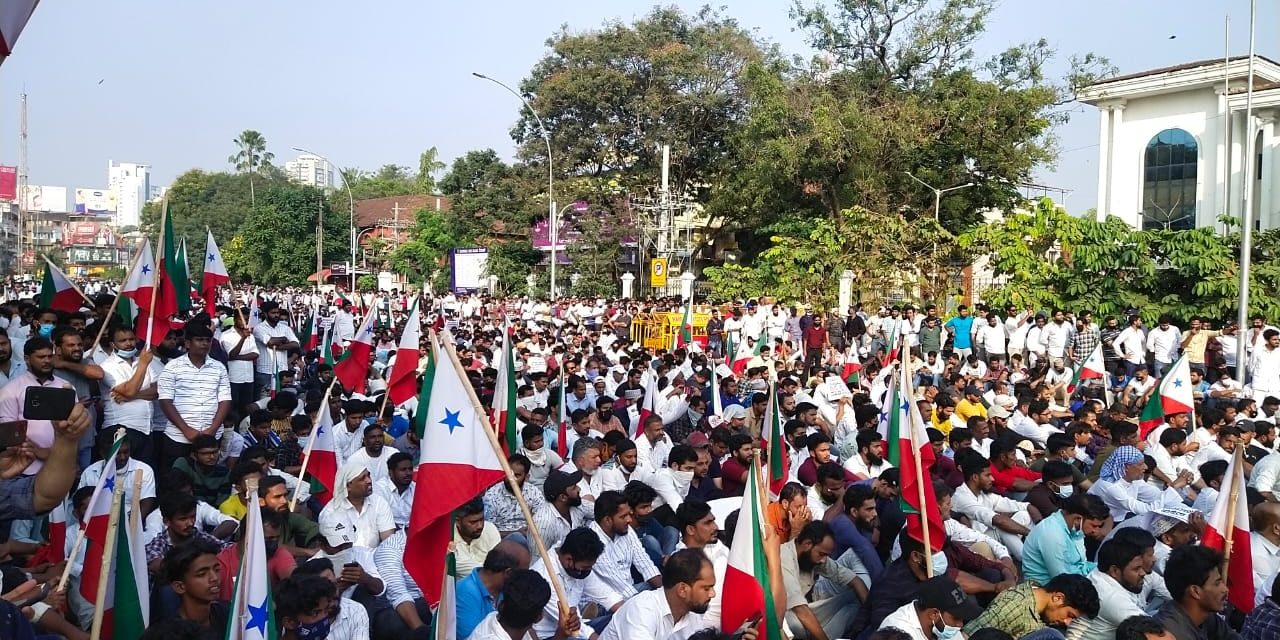 Despite threats and pressure, 1000s rally as PFI takes out massive rally in Mangalore to protest Police brutality.