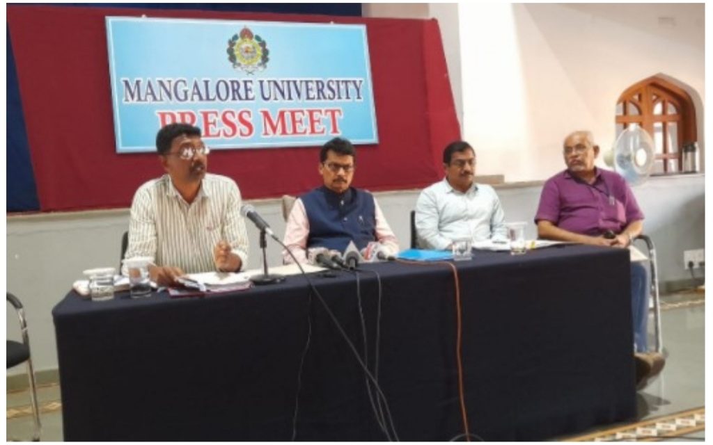 ‘Saffron shawl to college is not good’ Mangalore University Chancellor.